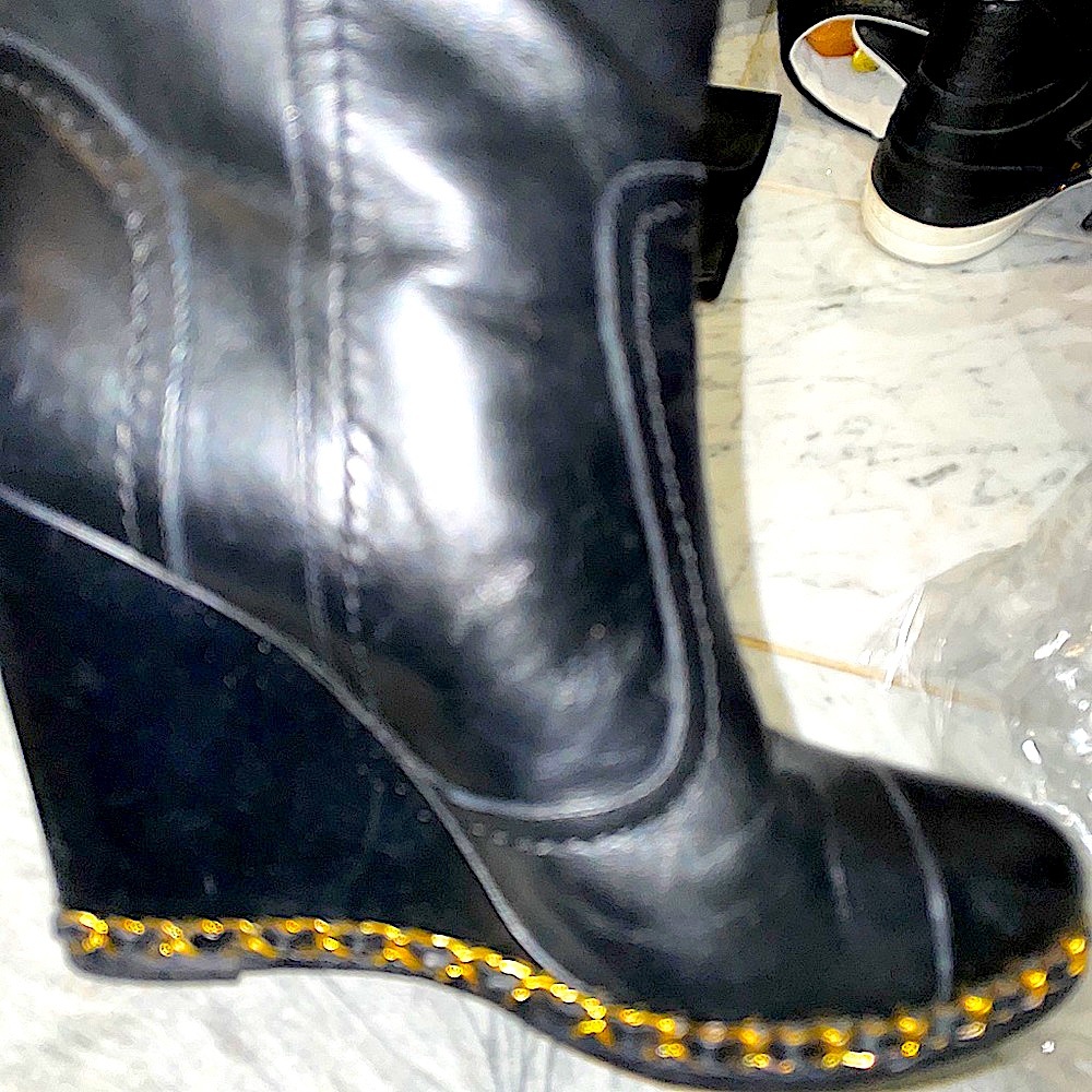 CHANEL black calve skin cc logo over the knee boot - Picture 9 of 14